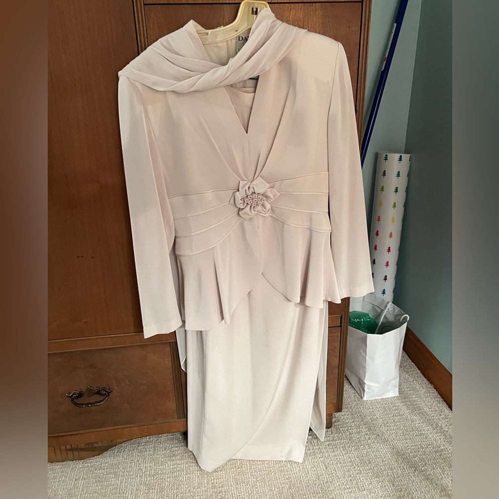 Daymor Couture Jacket and Skirt Set Size 8